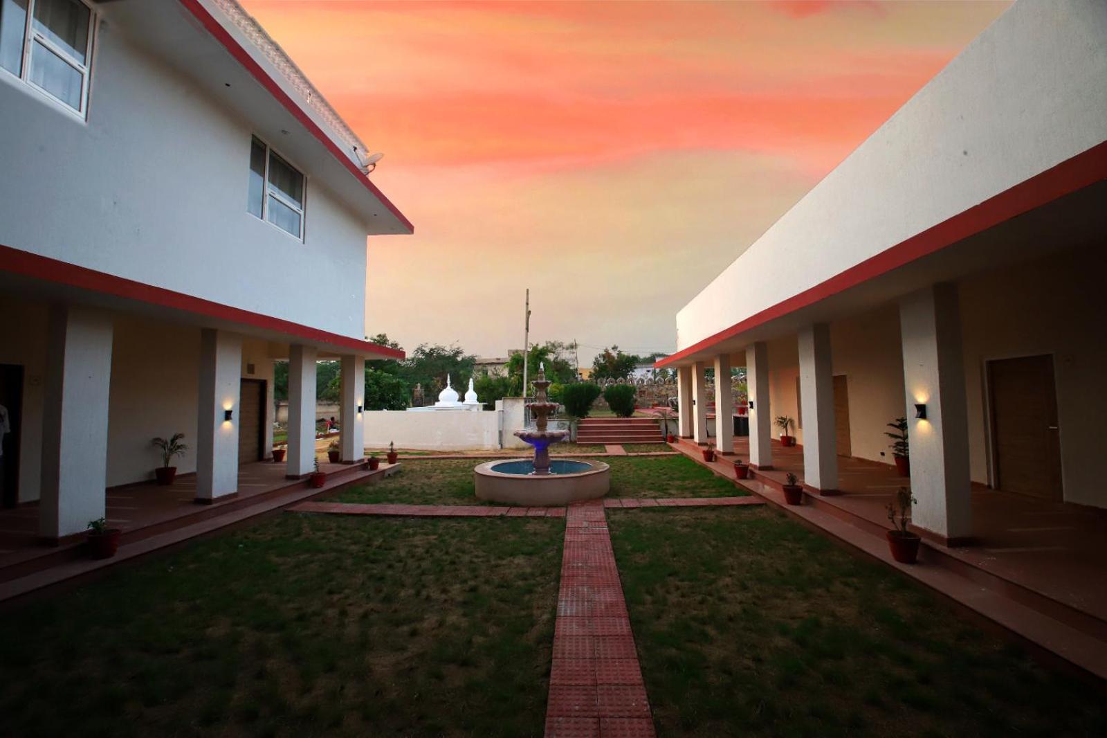The Vanashv Tehla Ngoại thất bức ảnh