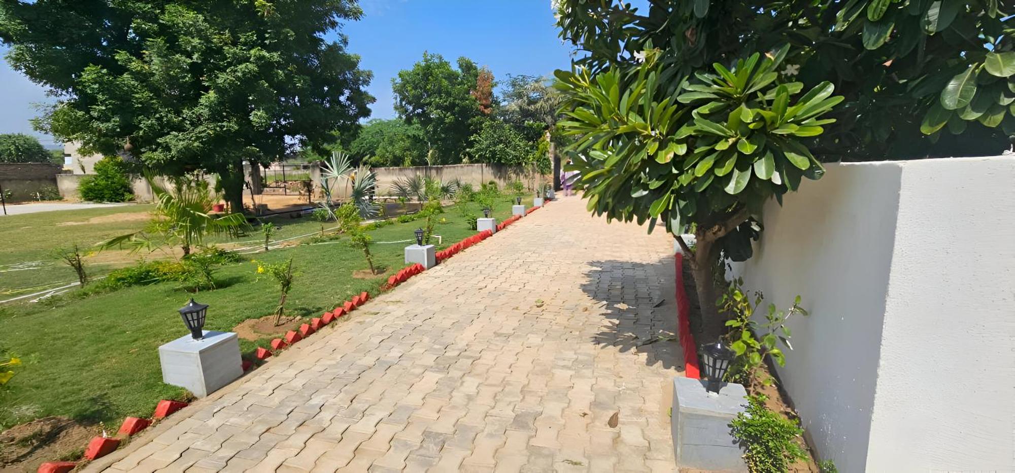 The Vanashv Tehla Ngoại thất bức ảnh