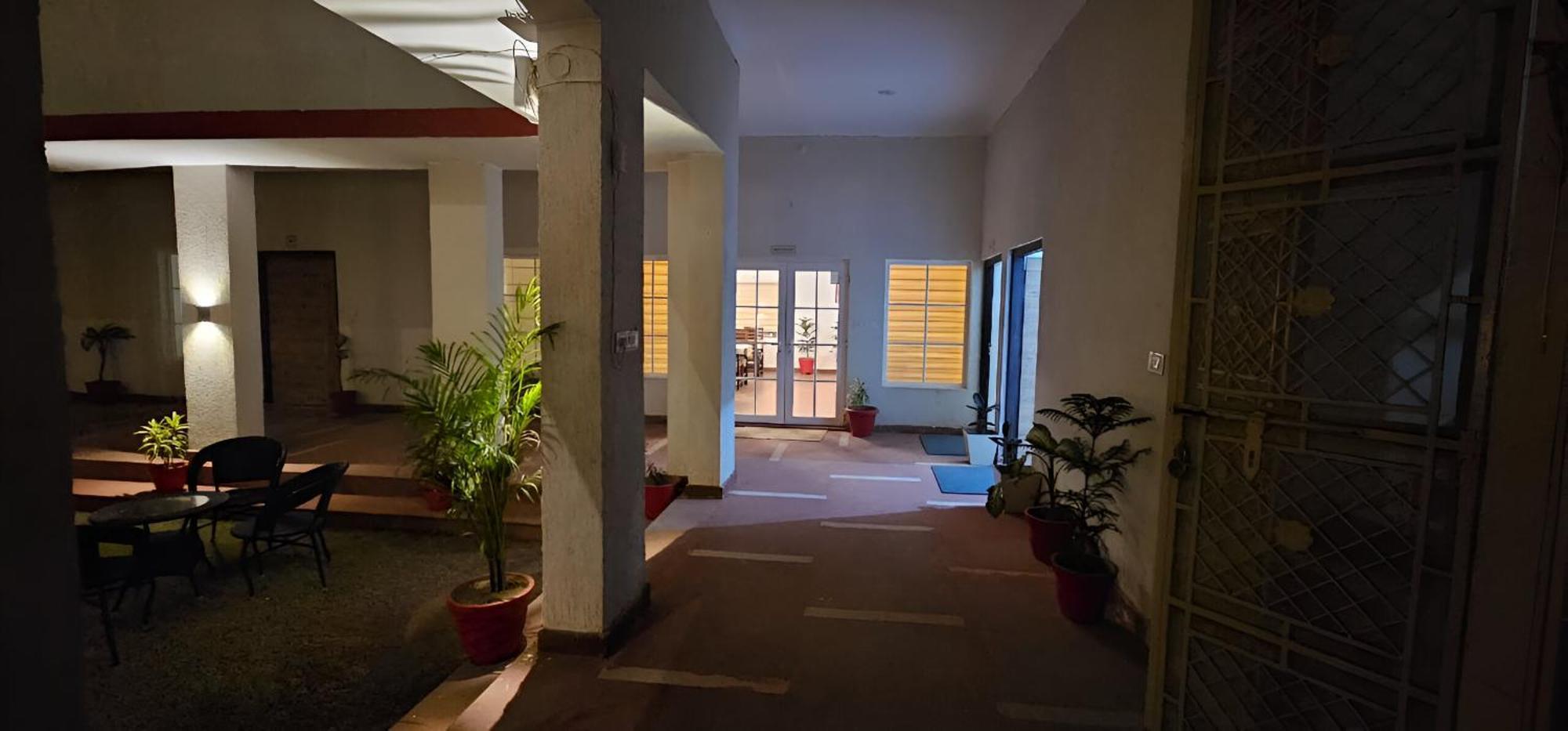 The Vanashv Tehla Ngoại thất bức ảnh